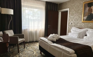 CITY HOTEL Hotel **** / 3