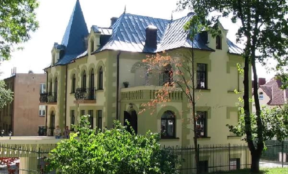 Pensjonat *** Zamek Dersława