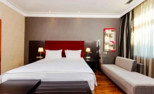 NH Poznań Hotel **** / 0