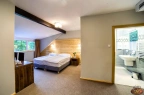 Hotel *** Hotel*** Dworek Wapionka / 12