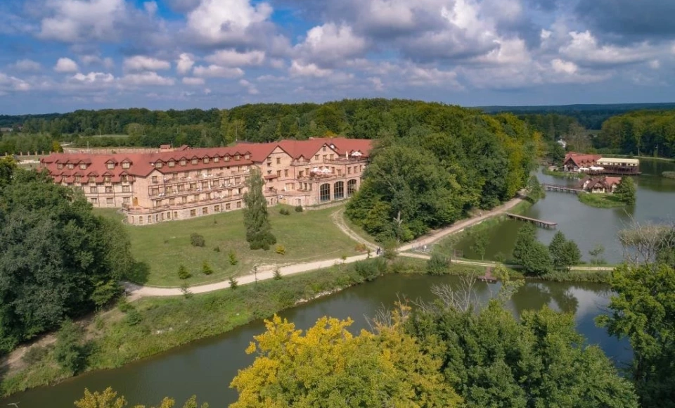 Dolina Charlotty Resort & SPA