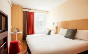 Ibis Warszawa Stare Miasto Hotel *** / 3