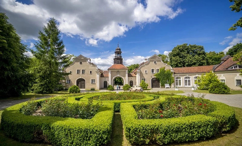 Pałac i Folwark Galiny