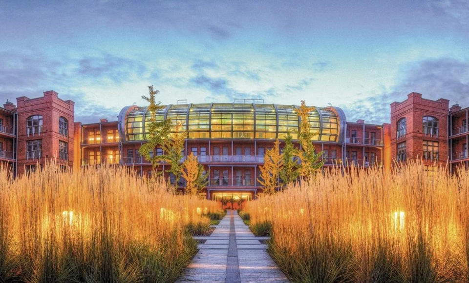 City Park Hotel & Residence