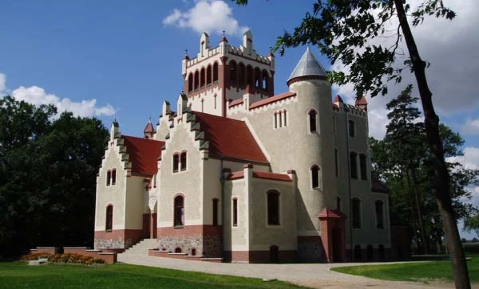 Zamek von Treskov