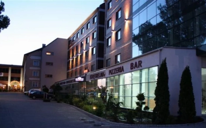 Sale konferencyjne Gdańsk - Pod Lipami Sp. z o.o. CENTRUM BANKIETOWO - KONFERENCYJNE