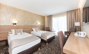 Z-Hotel Business & Spa Hotel **** / 0