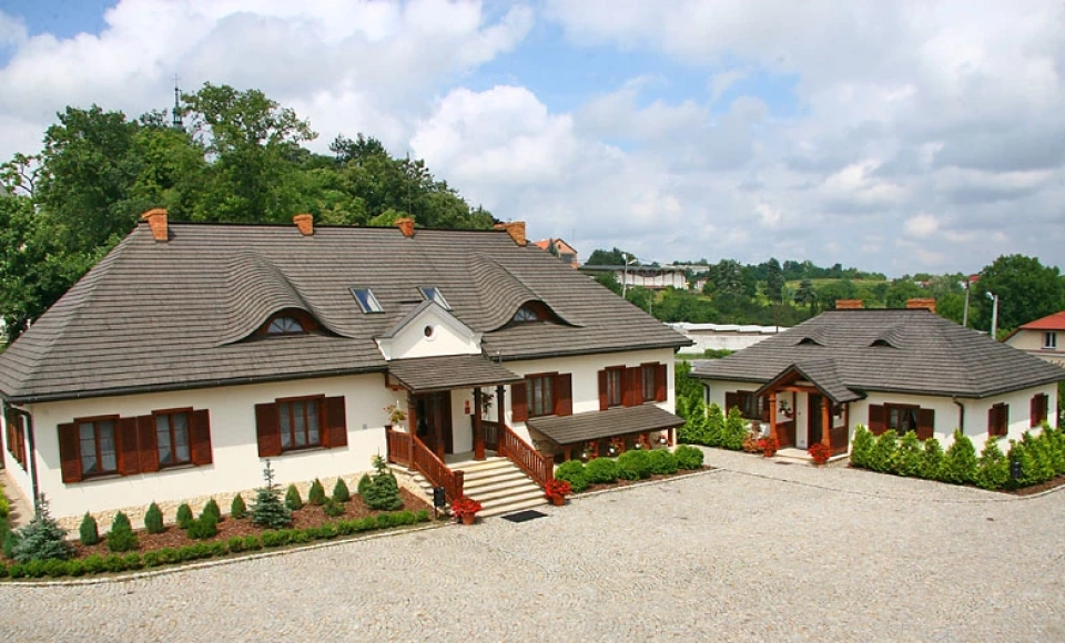 Zespół Dworski Hotel Sarmata***