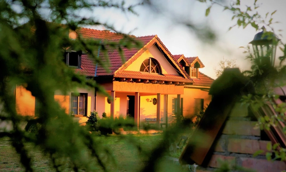 Żurawiniec Kompleks Agroturystyczny