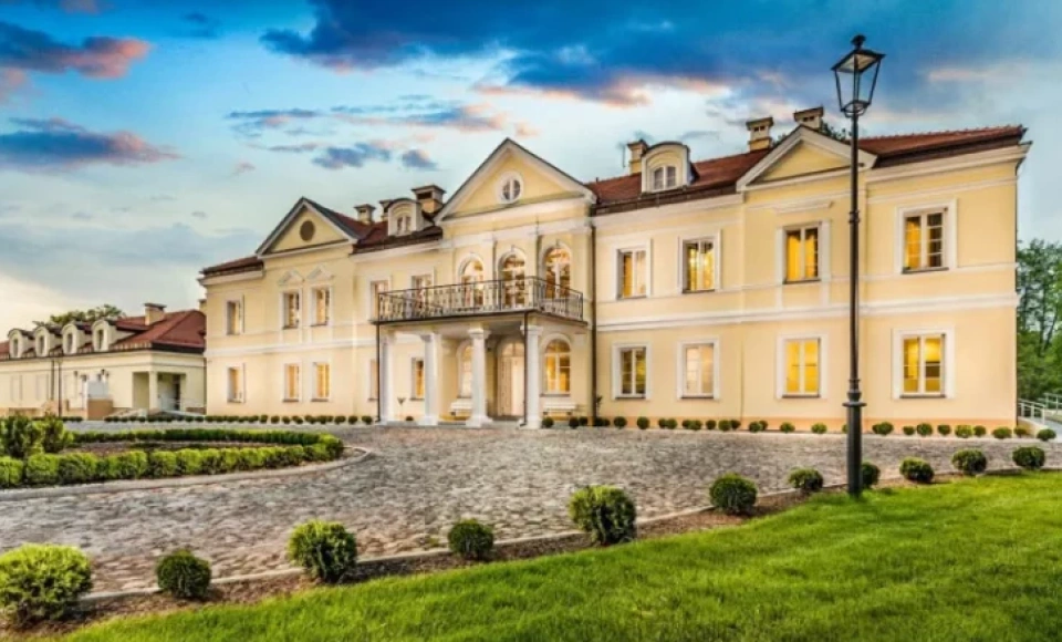 Hotel Sobienie Królewskie Golf & Country Club