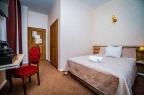 Hotel *** Hotel Court Park Nysa / 0