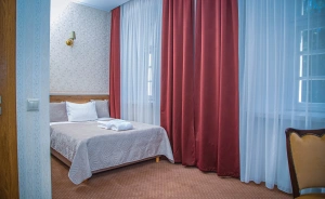 Hotel Court Park Nysa Hotel *** / 1