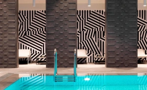 Renaissance by Marriott Hotel ***** / 2