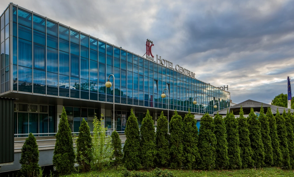 Hotel Centrum Business****