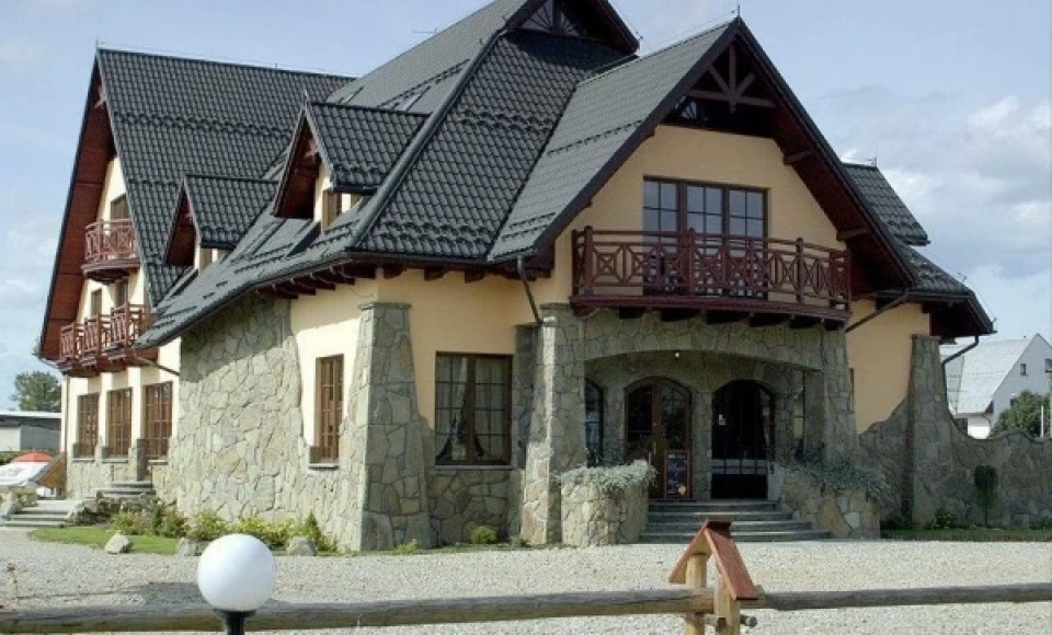 Hotel *** Skalny Dworek
