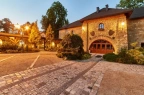 Hotel *** Folwark Stara Winiarnia / 2