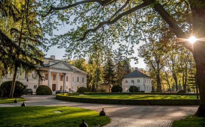 Sale konferencyjne Warszawa - Pałac Mała Wieś