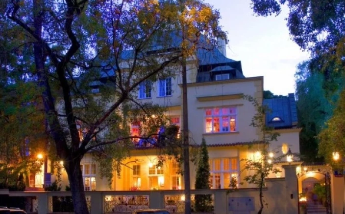 Sale konferencyjne Warszawa - Restauracja Polska Różana