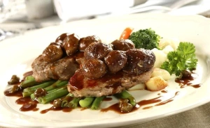 Dwór Chotynia Pałace, dworki, zamki / 0