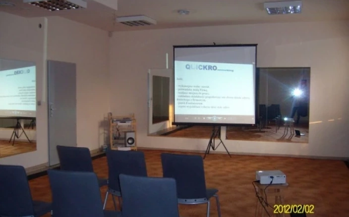 Sale konferencyjne Skawina - Quickro Coworking  biuro coworkingowe 