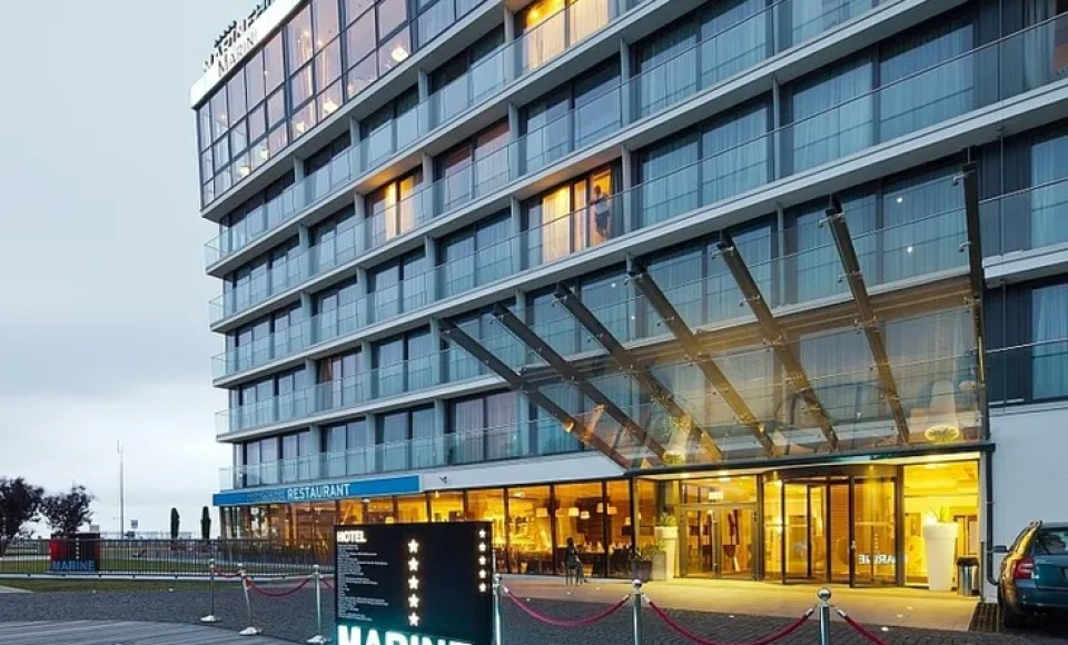 Marine Hotel***** & Ultra Marine