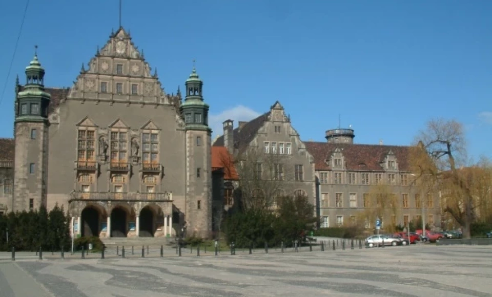 Uniwersytet im. Adama Mickiewicza w Poznaniu