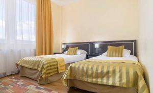 Hotel Safir Hotel *** / 1