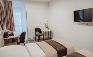 Hotel Termy Pałacowe w Nałęczowie Obiekt szkoleniowo-wypoczynkowy / 1