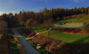 Ośrodek wypoczynkowo-rekolekcyjny Totus Tuus Obiekt szkoleniowo-wypoczynkowy / 0