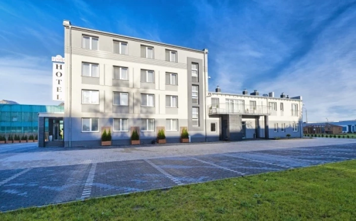 Sale konferencyjne Gniezno - HOTEL & RESTAURACJA FENIKS***