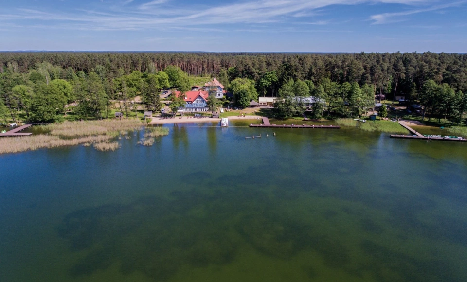 Jabłoń Lake Resort