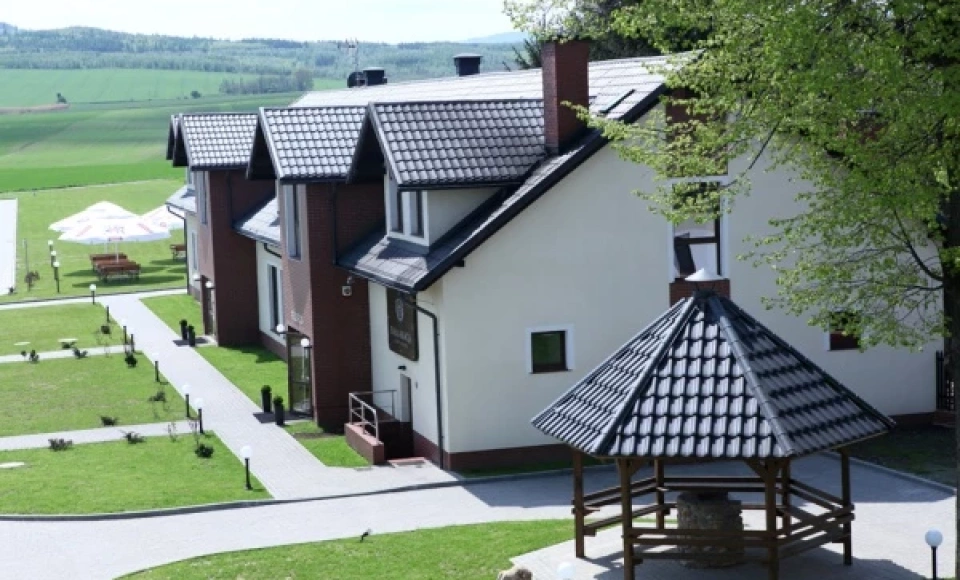 Biała Akacja Resort & Business