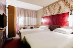 Hotel ** ibis Poznań Północ / 1