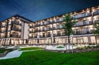 Hotel **** Mineral Hotel Malinowy Raj / 0