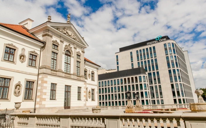 Sale konferencyjne Warszawa - Motel One Warszawa