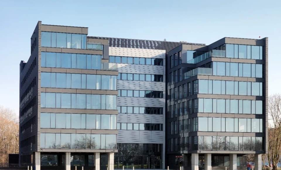 Golden Floor Airport