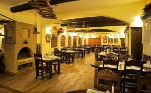 Górski Kompleks Gastronomiczno-Hotelarski "Górski" Obiekt szkoleniowo-wypoczynkowy / 2