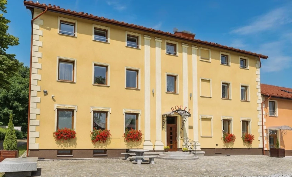 Hotel Brochów