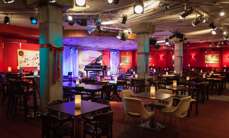 Vertigo Jazz Club & Restaurant