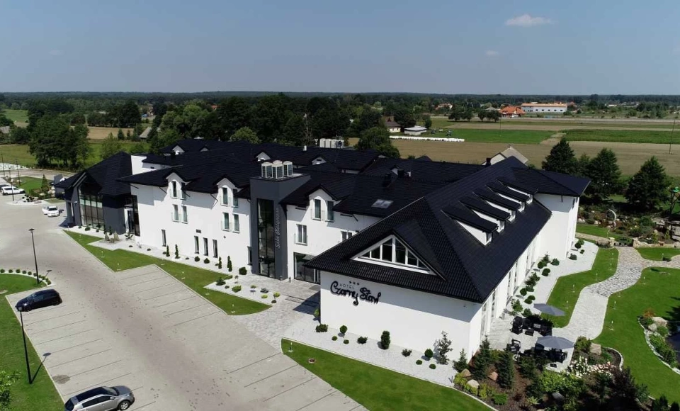Czarny Staw Hotel