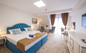 Hotel Paryski Art & Business Hotel **** / 0