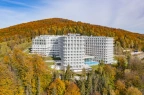 Hotel ***** Crystal Mountain***** / 1