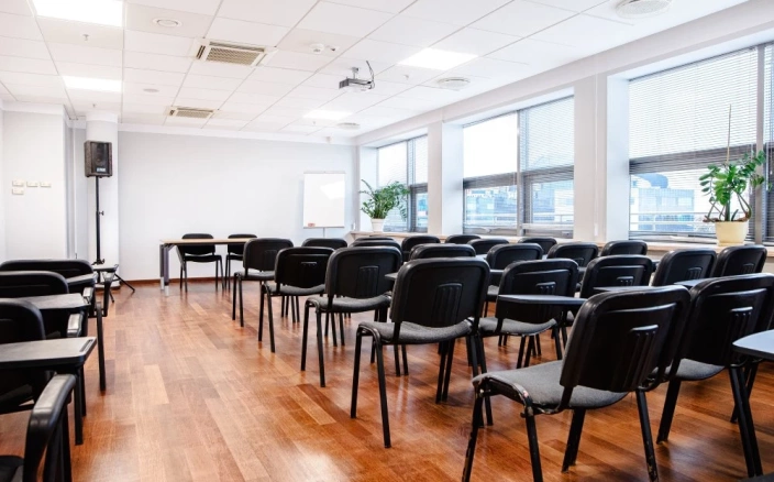 Sale konferencyjne Warszawa - Lingwistyczna Szkoła Wyższa w Warszawie