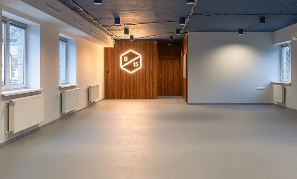 B15 Podwórko Eventowe