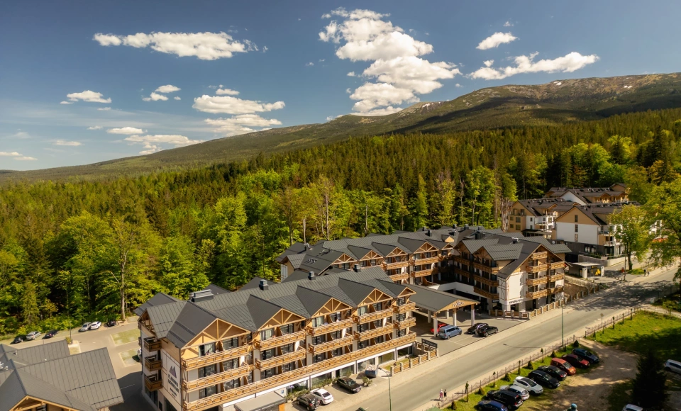 PLATINUM MOUNTAIN Hotel & SPA