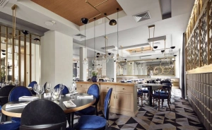 Hotel Apis Hotel **** / 0