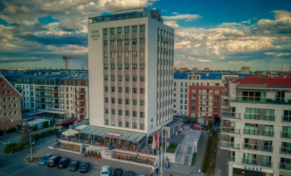 Marina Club Hotel