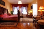 Hotel *** Ukryty Pałacyk Europejski / 46