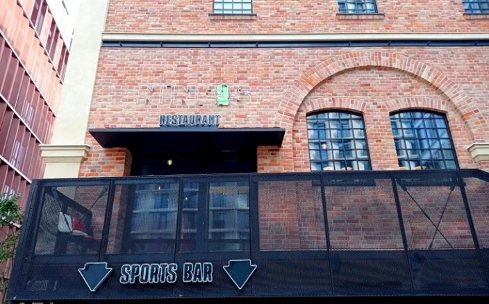 Sale konferencyjne Warszawa - NINE's Restaurant & Sports Bar