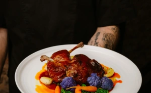 NINE's Restaurant & Sports Bar Restauracja / 3